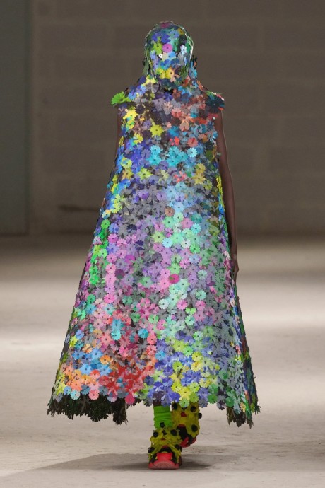 Коллекция Noir Kei Ninomiya Fall 2024 Ready-to-Wear