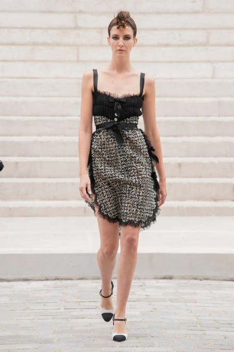 Коллекция Chanel Couture Осень-Зима 2021/2022