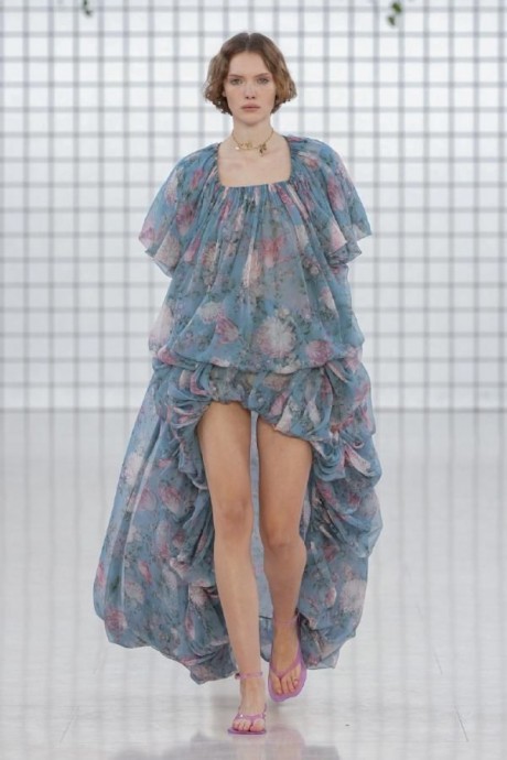 Коллекция Chloé Ready-To-Wear Весна-Лето 2025