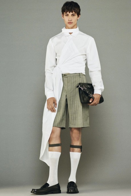 Moschino RESORT 2024 MENSWEAR Moschino RESORT 2024 MENSWEAR