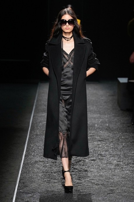 Nina Ricci осень/зима 2025-2026