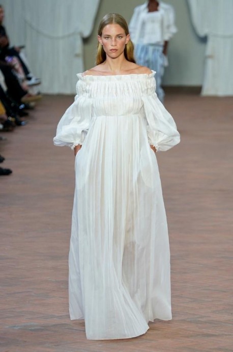 Коллекция Alberta Ferretti Ready-To-Wear Весна-Лето 2024 Коллекция Alberta Ferretti Ready-To-Wear Весна-Лето 2024