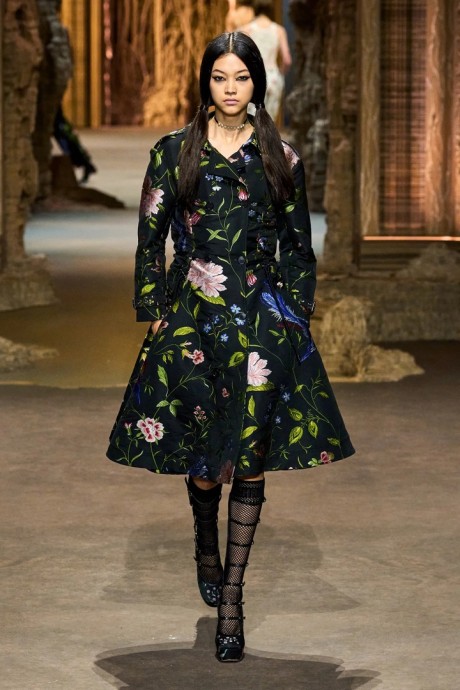 Коллекция Christian Dior Ready-To-Wear Весна-Лето 2023 Коллекция Christian Dior Ready-To-Wear Весна-Лето 2023