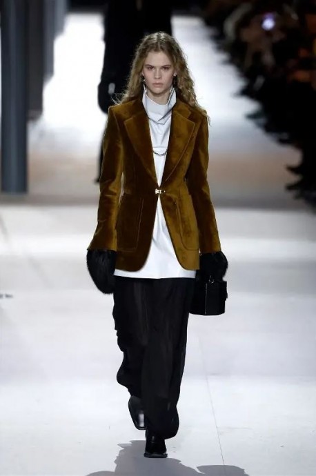 Коллекция Louis Vuitton Ready-To-Wear Fall/Winter 2024 Paris