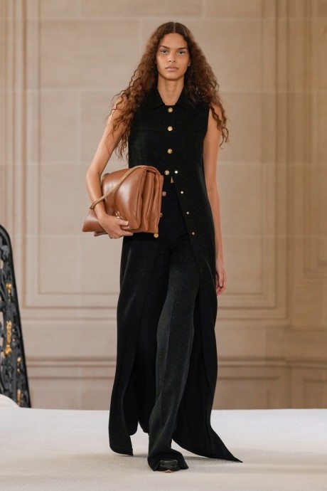 Giambattista Valli осень/зима 2025-2026