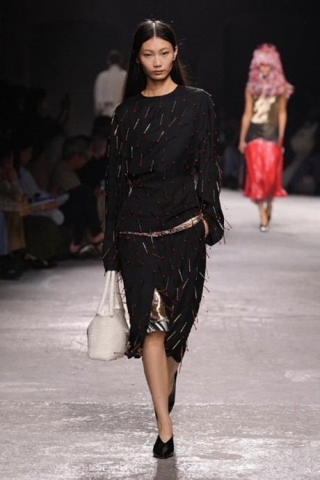 Коллекция Bottega Veneta Ready-To-Wear Весна-Лето 2025 Коллекция Bottega Veneta Ready-To-Wear Весна-Лето 2025
