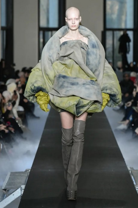 Коллекция Rick Owens Ready-To-Wear Осень-Зима 2023-2024 Коллекция Rick Owens Ready-To-Wear Осень-Зима 2023-2024