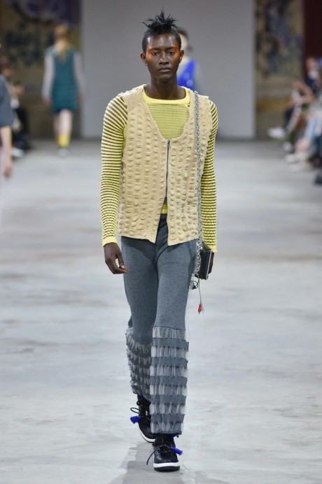 Обзор коллекции Pratt Institute Fall 2024 Ready-to-Wear Обзор коллекции Pratt Institute Fall 2024 Ready-to-Wear