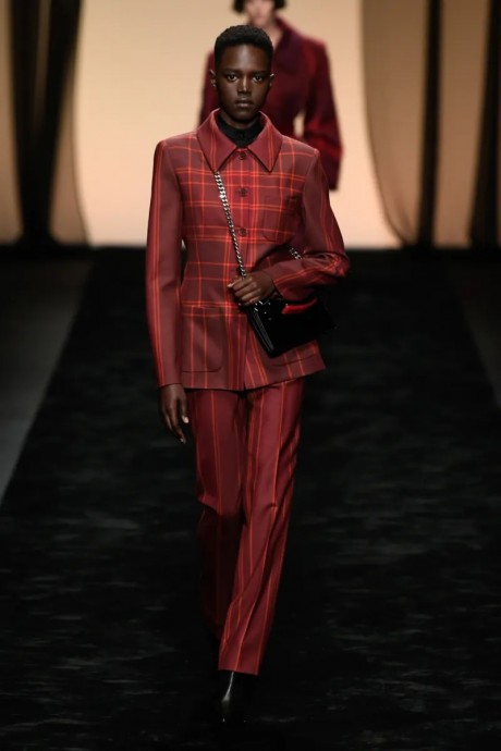 Коллекция Alberta Ferretti Ready-To-Wear Осень-Зима 2023 Коллекция Alberta Ferretti Ready-To-Wear Осень-Зима 2023