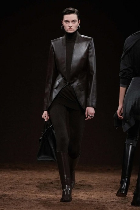 Коллекция Hermès Ready-To-Wear Осень-Зима 2025-2026