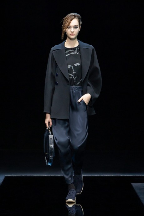 Коллекция Giorgio Armani Ready-To-Wear Осень-Зима 2021/2022