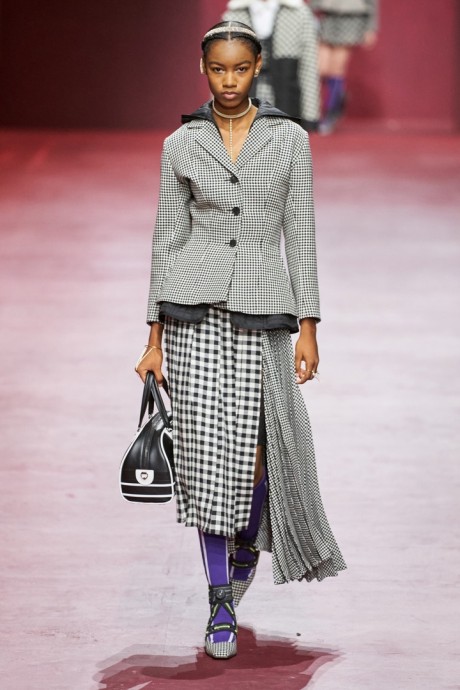 Коллекция Christian Dior Ready-To-Wear Осень-Зима 2022/2023 Коллекция Christian Dior Ready-To-Wear Осень-Зима 2022/2023