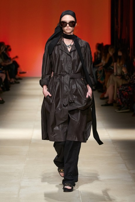 Коллекция Salvatore Ferragamo Ready-To-Wear Весна-Лето 2022 Коллекция Salvatore Ferragamo Ready-To-Wear Весна-Лето 2022