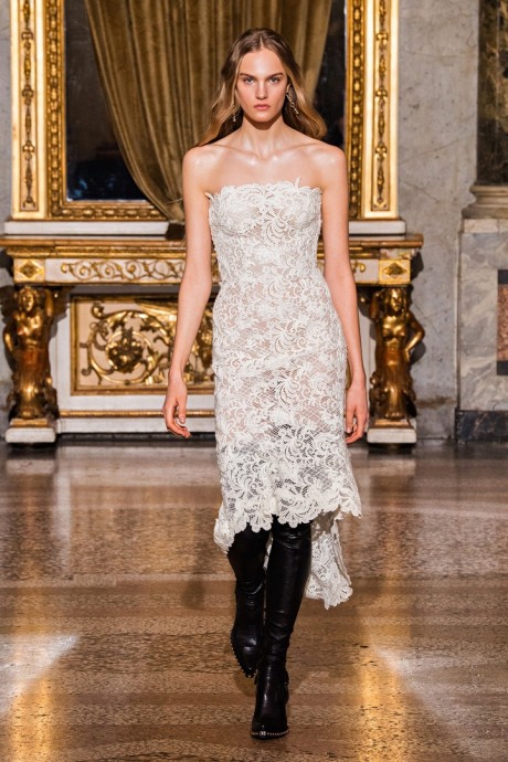 Коллекция Ermanno Scervino Ready-To-Wear Осень-Зима 2021/2022 Коллекция Ermanno Scervino Ready-To-Wear Осень-Зима 2021/2022