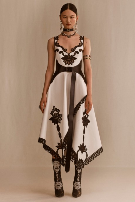 Alexander McQueen Resort