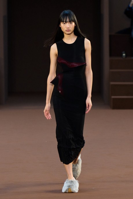 Коллекция Loewe Ready-To-Wear Осень-Зима 2022/2023