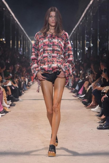 Коллекция Isabel Marant Ready-To-Wear Весна-Лето 2024 Коллекция Isabel Marant Ready-To-Wear Весна-Лето 2024