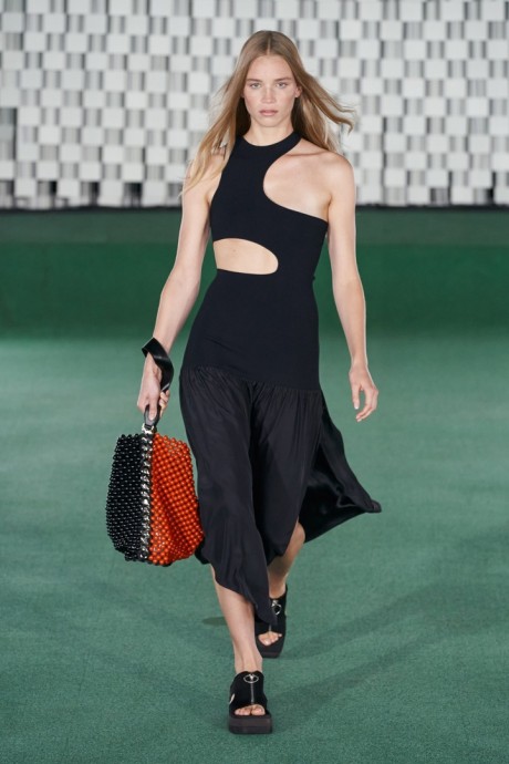 Коллекция Stella McCartney Ready-To-Wear Весна-Лето 2022