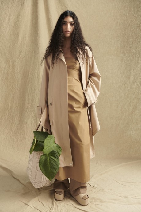 Коллекция Burberry Pre-Fall Осень-Зима 2022/2023