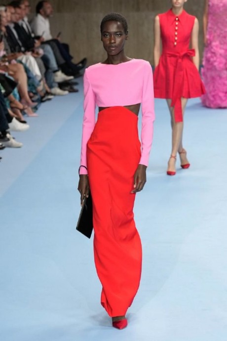 Коллекция Carolina Herrera Ready-To-Wear Весна-Лето 2025 Коллекция Carolina Herrera Ready-To-Wear Весна-Лето 2025