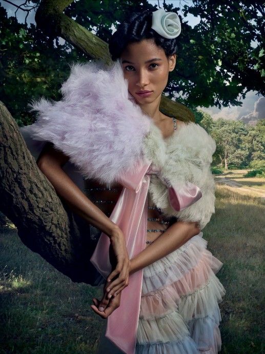 Jourdan Dunn & Others for British Vogue by Nick Knight Jourdan Dunn & Others for British Vogue by Nick Knight