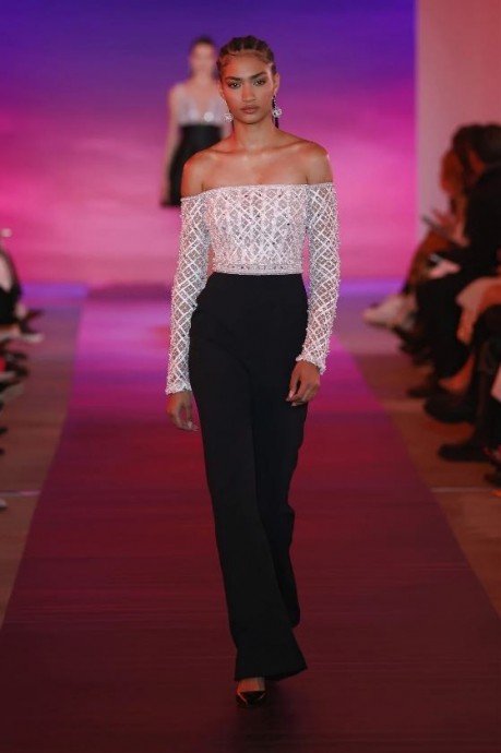 Коллекция Pamella Roland Ready-To-Wear Fall/Winter 2024 New York Коллекция Pamella Roland Ready-To-Wear Fall/Winter 2024 New York