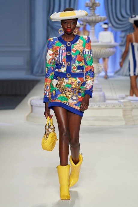 Коллекция Moschino Ready-To-Wear Весна-Лето 2023