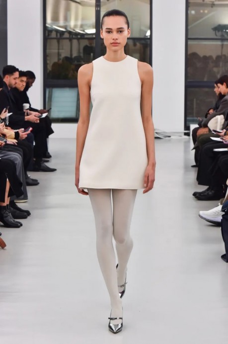 Коллекция Theory Ready-To-Wear Осень-Зима 2023