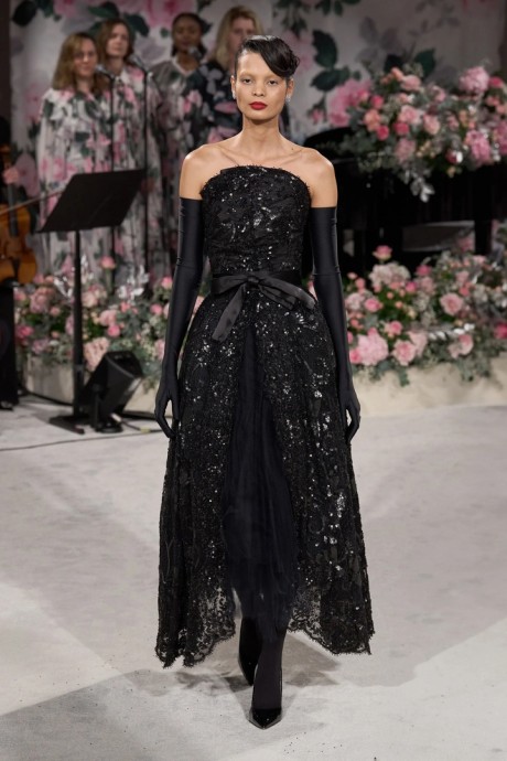 Обзор коллекции Richard Quinn Fall 2024 Ready-to-Wear Обзор коллекции Richard Quinn Fall 2024 Ready-to-Wear