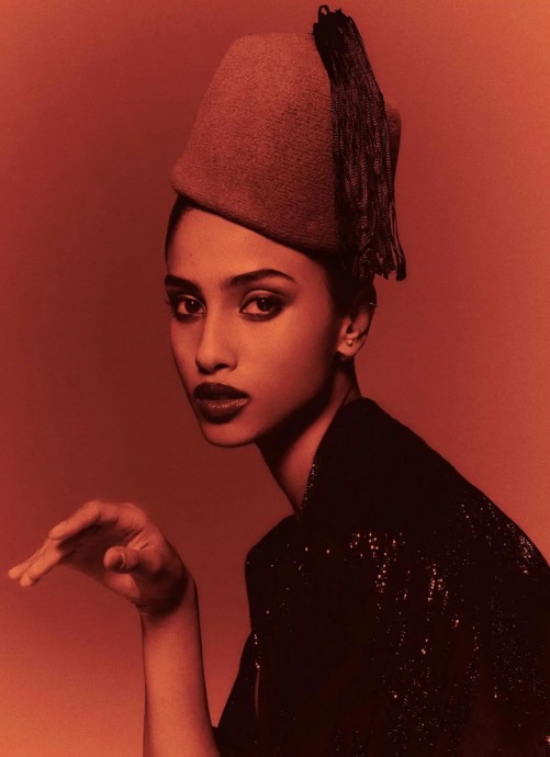 Имаан Хаммам (Imaan Hammam) в фотосессии для журнала Elle US (2023) Имаан Хаммам (Imaan Hammam) в фотосессии для журнала Elle US (2023)