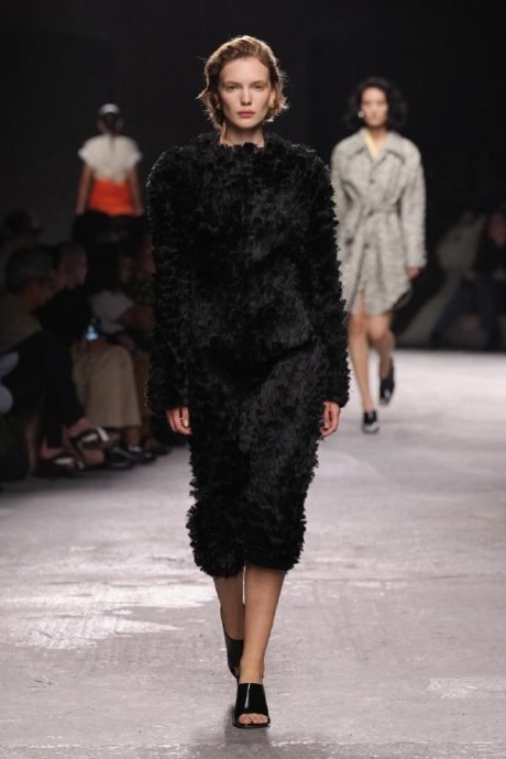 Коллекция Bottega Veneta Ready-To-Wear Весна-Лето 2025 Коллекция Bottega Veneta Ready-To-Wear Весна-Лето 2025