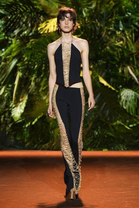 Коллекция Roberto Cavalli Ready-To-Wear Весна-Лето 2024 Коллекция Roberto Cavalli Ready-To-Wear Весна-Лето 2024