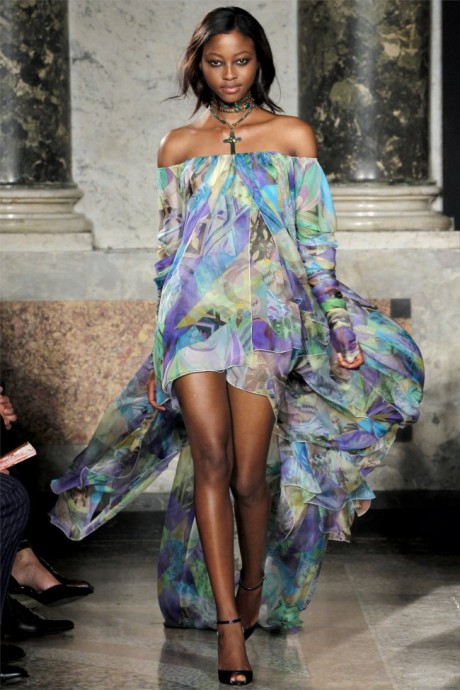 Модели коллекции Emilio Pucci