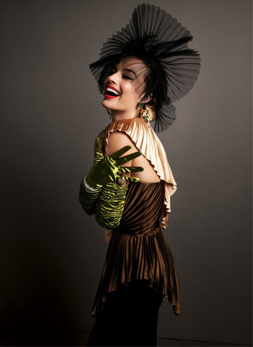 Margot Robbie for American Vogue by Inez & Vinoodh