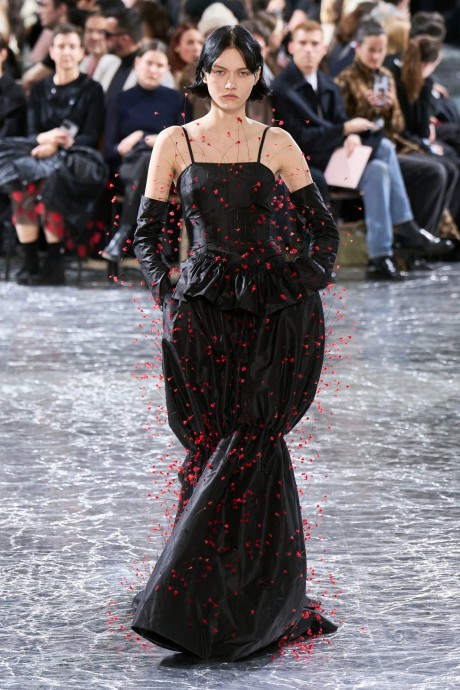 Обзор коллекции Jean Paul Gaultier Spring 2024 Couture