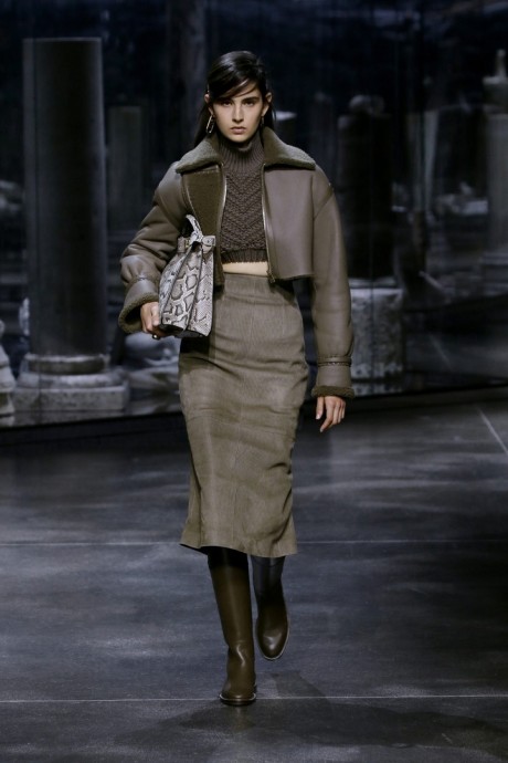 Коллекция Fendi Ready-To-Wear Осень-Зима 2021/2022