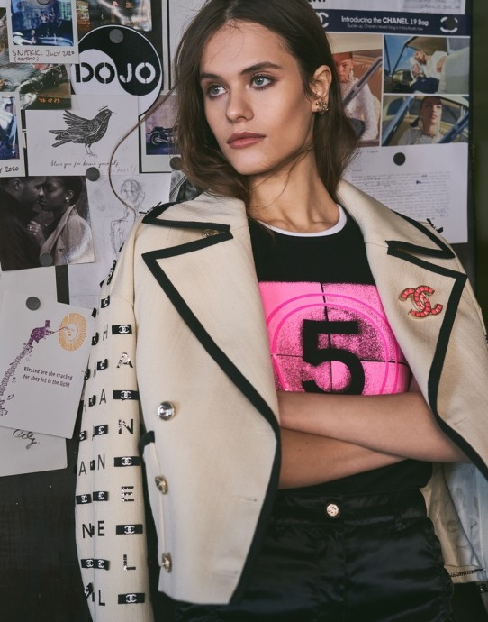 Darya Kostenich в фотосессии для Grazia Italia. Фотограф Dean Isidro Darya Kostenich в фотосессии для Grazia Italia. Фотограф Dean Isidro