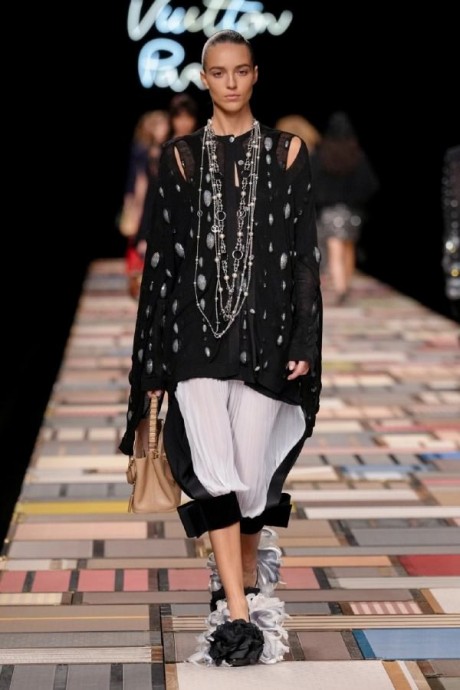 Коллекция Louis Vuitton Ready-To-Wear Весна-Лето 2025 Коллекция Louis Vuitton Ready-To-Wear Весна-Лето 2025