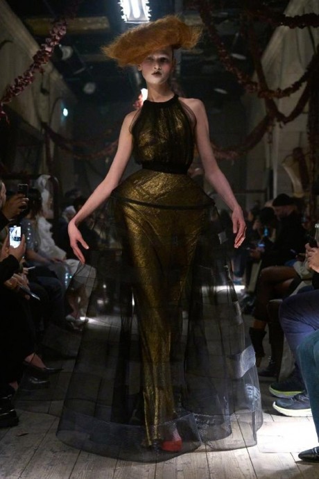 Коллекция Maison Margiela Haute Couture Весна-Лето 2024 Коллекция Maison Margiela Haute Couture Весна-Лето 2024