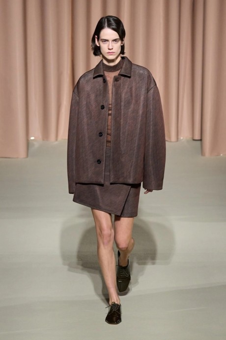 Обзор коллекции Philosophy di Lorenzo Serafini Fall 2024 Ready-to-Wear Обзор коллекции Philosophy di Lorenzo Serafini Fall 2024 Ready-to-Wear