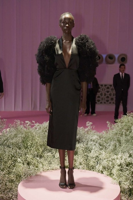 Коллекция Carolina Herrera Ready-To-Wear Весна-Лето 2024 Коллекция Carolina Herrera Ready-To-Wear Весна-Лето 2024
