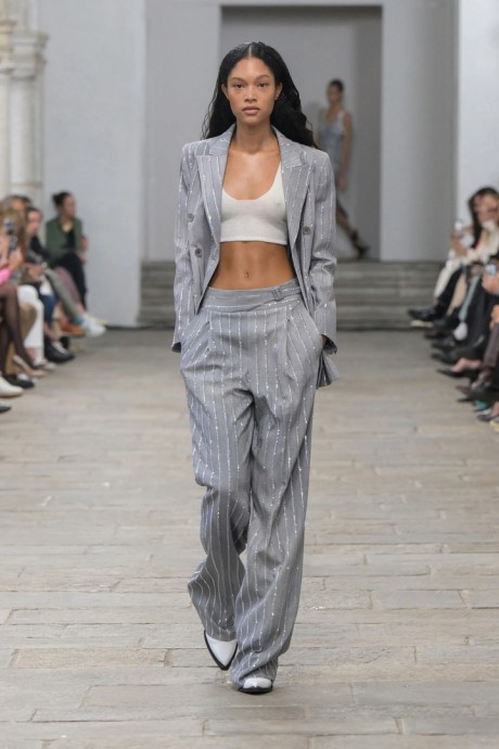 Коллекция Ermanno Scervino Ready-To-Wear Весна-Лето 2023