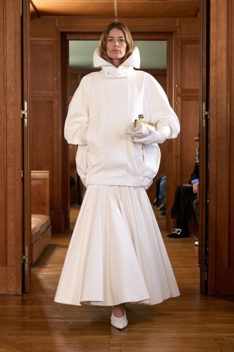 Высокая мода Jacquemus, Spring/Summer 2025