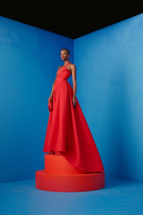 Коллекция Carolina Herrera Pre-Fall Осень-Зима 2022/2023