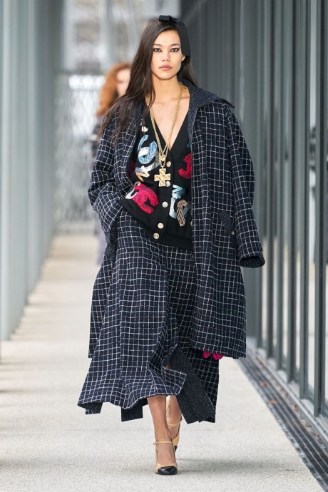 Коллекция Chanel Pre-Fall Осень-Зима 2022/2023