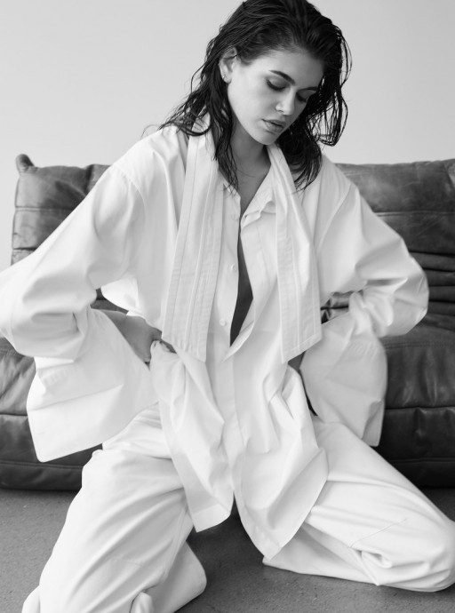 Кайя Гербер (Kaia Gerber) в фотосессии для журнала Vogue Spain (2025)