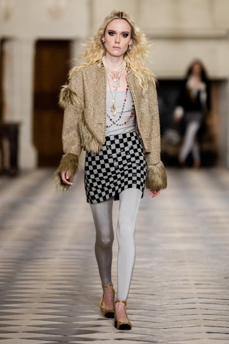 Коллекция Chanel Pre-Fall Осень-Зима 2021/2022