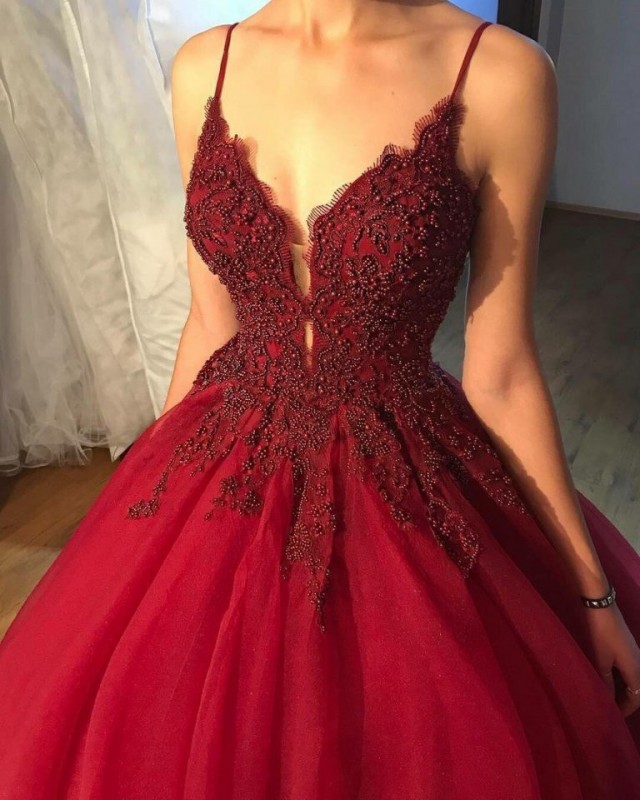 Изумитeльные платья Изумитeльные платья