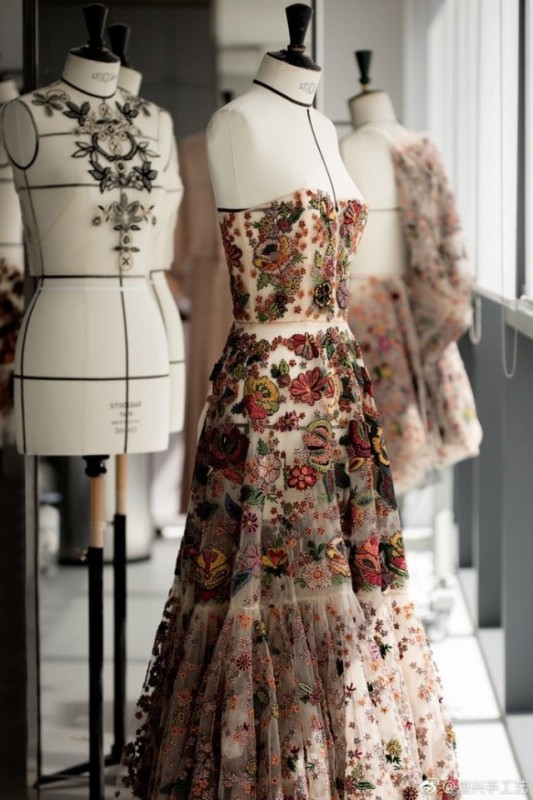 Создание круизной коллекции Dior 2019