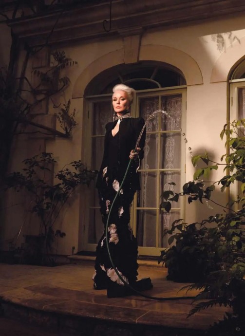 Дафна Гиннесс (Daphne Guinness) в фотосессии для журнала The Sunday Times Style (2024) Дафна Гиннесс (Daphne Guinness) в фотосессии для журнала The Sunday Times Style (2024)